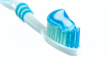 What is Saccharin (E954) in Food & Toothpaste? Uses, Safety, Side effects and More